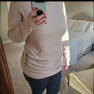 Woman’s xl long sleeve